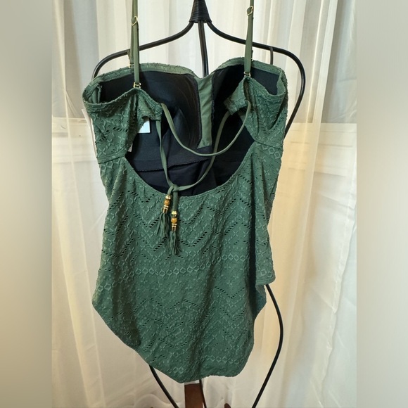 La Blanca “Saltwater Sands” one piece swim suit NWT - Picture 5 of 6